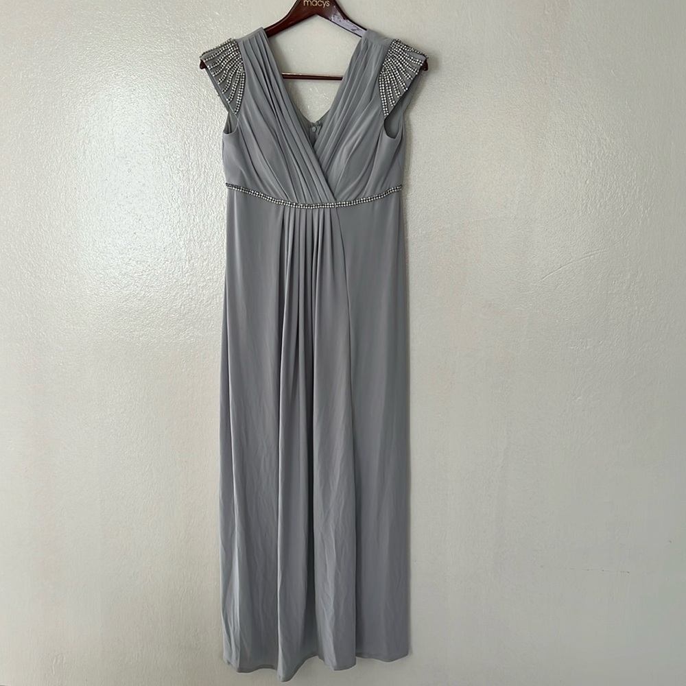 Cachet Evening Dress, Light Grey, size 12